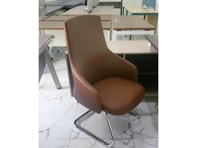 Imagia Italian Furniture - Brown Executive Visitor's Chair 